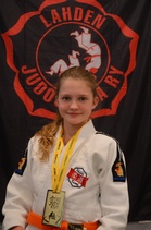 Marianna ja Tallinan judocupin kultamitali.