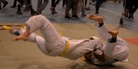 Katri ja Aada näyttivät hieman judoheittoja. Tomoenage menee tyylillä ja taidolla.